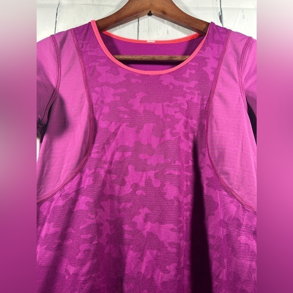 Lululemon Run For Days Womens Short Sleeve Active Outdoor Shirt - Picture 8 of 9
